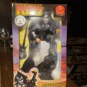 KISS DESTROYER Figurine number 10,608 of 30,000 new in box LARGE